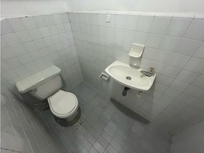 Local en arriendo en El Portal, Envigado, 20 m² · foto 5 de 5