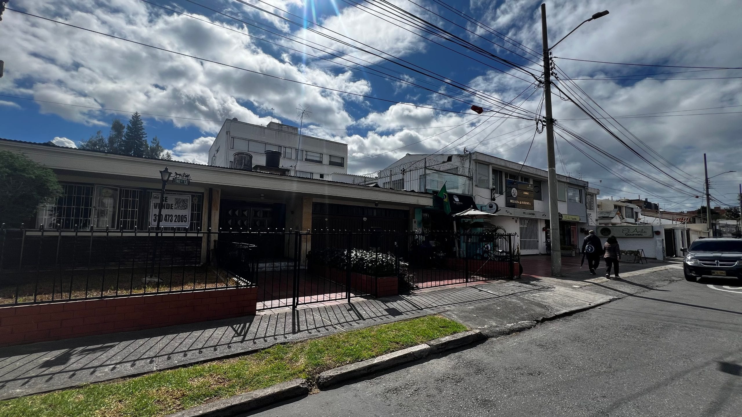 Casa en venta en Cedritos, Bogotá · foto 2 de 16