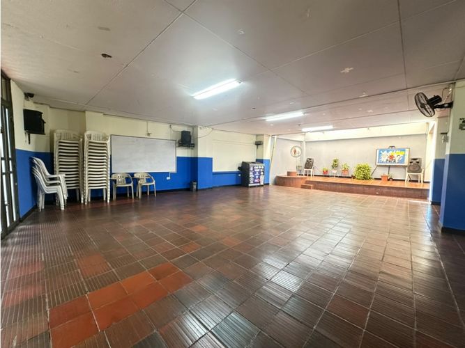 Edificio en arriendo en Las Granjas, Neiva, 250 m² · foto 2 de 17