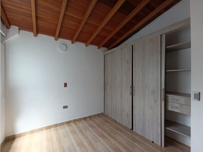 Apartamento de 2 alcobas en venta en San Bernardo, Medellín, 56 m² · foto 9 de 13