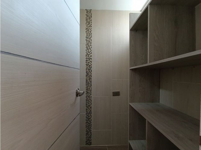 Apartamento de 2 alcobas en venta en San Bernardo, Medellín, 56 m² · foto 11 de 13