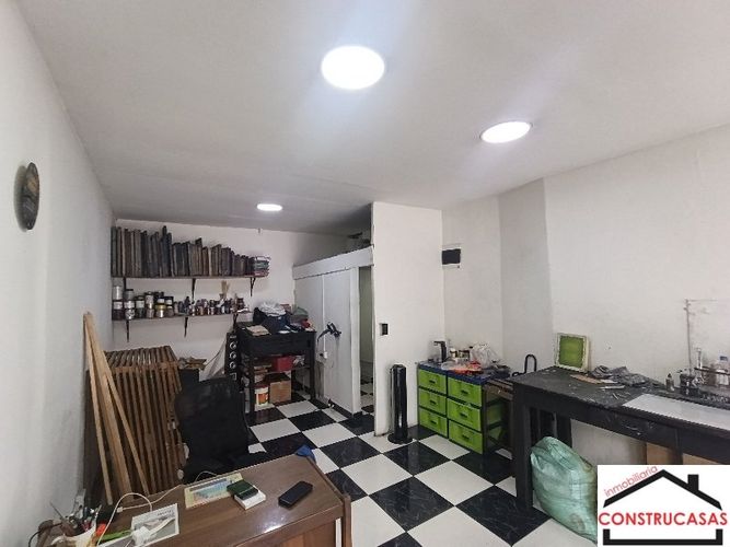 Local en arriendo en Bombona No.1, Medellín, 35 m² · foto 2 de 9