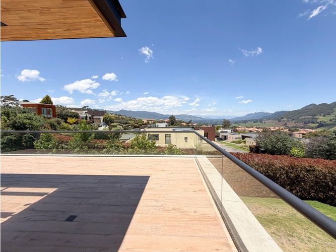 Casa de 4 alcobas en venta en Santa Isabel, La Calera, 435 m² · foto 12 de 24