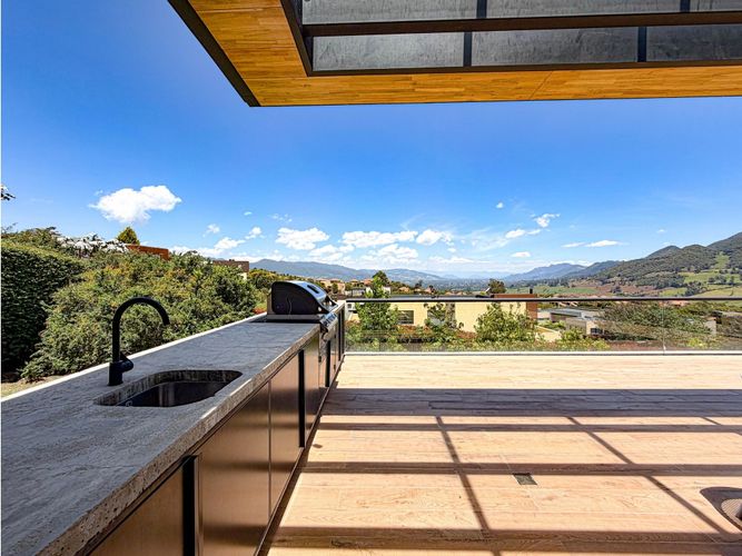 Casa de 4 alcobas en venta en Santa Isabel, La Calera, 435 m² · foto 16 de 24