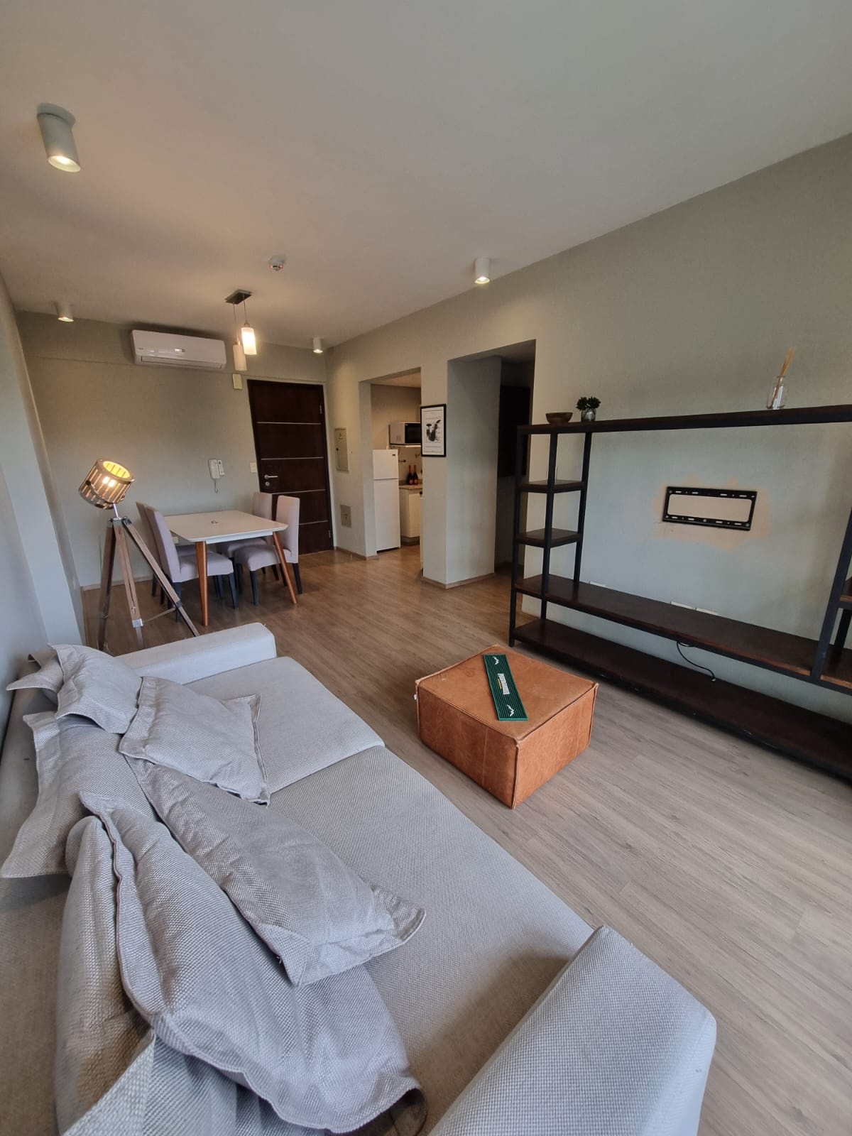 Alquilo hermoso departamento amoblado — foto 2