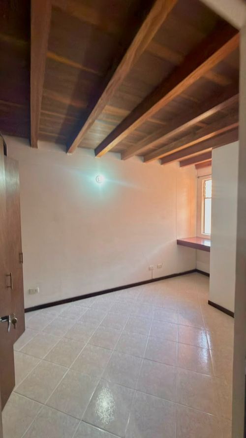 Apartamento de 3 alcobas en venta en Entre Amigos, Sabaneta, 68 m² · foto 10 de 24