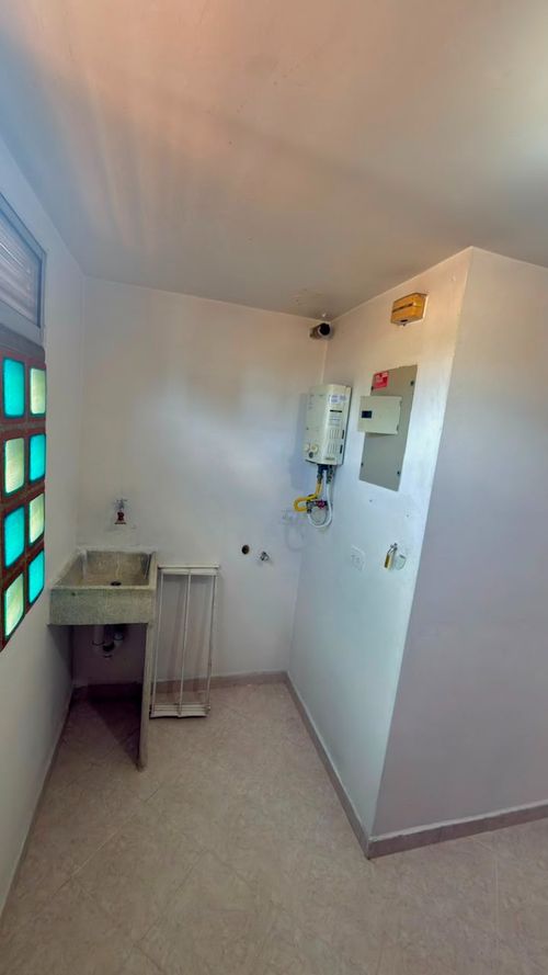Apartamento de 3 alcobas en venta en Entre Amigos, Sabaneta, 68 m² · foto 18 de 24