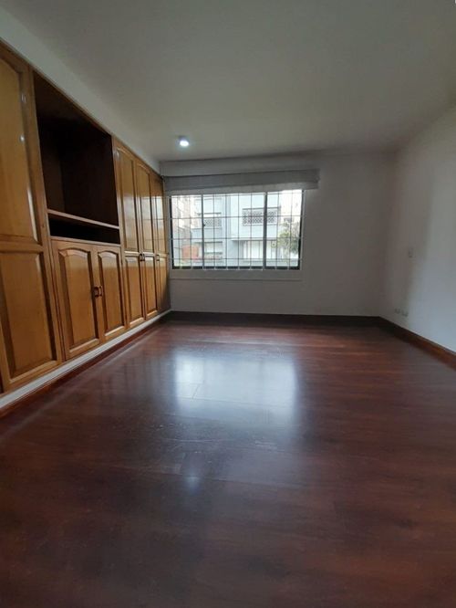 Apartamento de 2 alcobas en venta en Multicentro, Bogotá, 112 m² · foto 3 de 10