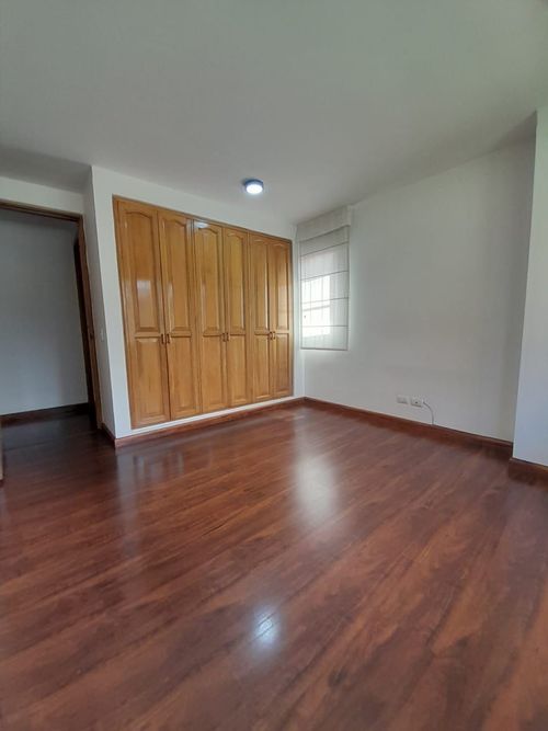 Apartamento de 2 alcobas en venta en Multicentro, Bogotá, 112 m² · foto 4 de 10