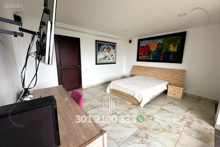 Apartamento de 3 alcobas en arriendo en Los Balsos, Medellín, 215 m² · foto 24 de 24