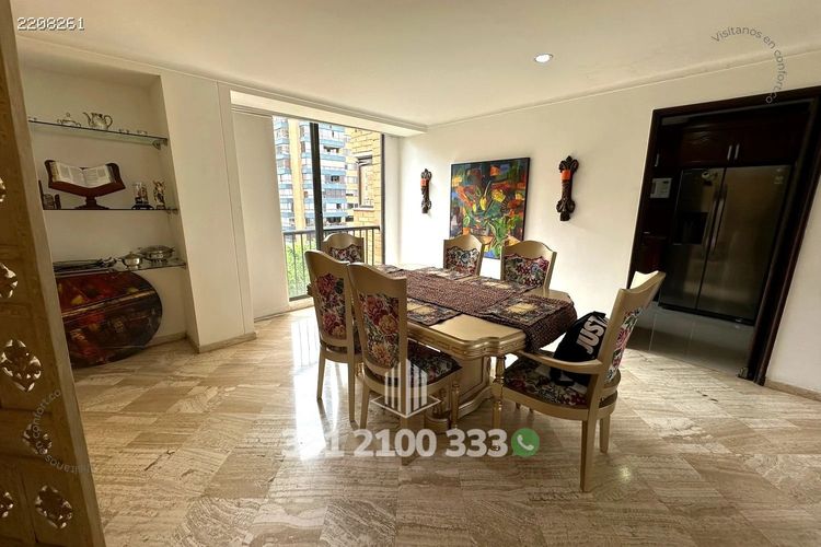 Apartamento de 3 alcobas en arriendo en Los Balsos, Medellín, 215 m² · foto 8 de 24