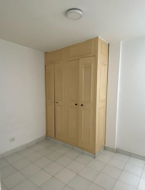 Edificio en venta en Sector Lago Uribe, Pereira, 288 m² · foto 7 de 11
