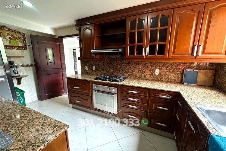 Apartamento de 3 alcobas en arriendo en Los Balsos, Medellín, 215 m² · foto 12 de 24
