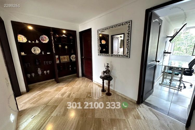 Apartamento de 3 alcobas en arriendo en Los Balsos, Medellín, 215 m² · foto 13 de 24