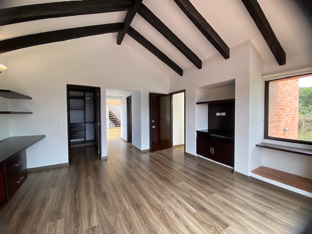 Casa en Arriendo en Yerbabuena, Chía