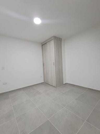 1BR Apartment in Asdesillas (54 m²) - 4