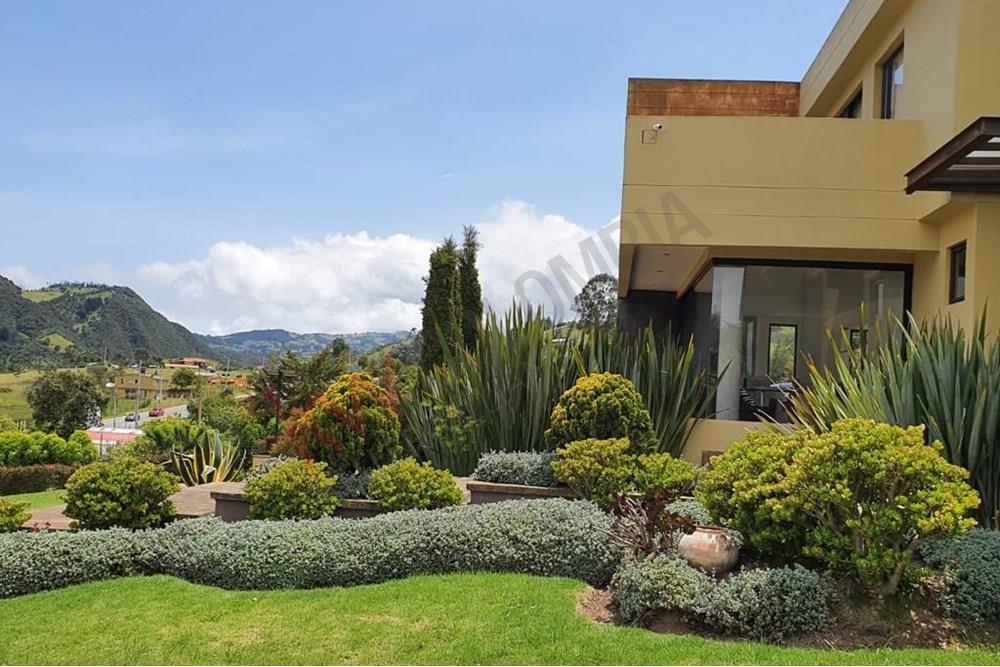 Casa en venta en Conjunto Casa De Campo, La Calera · foto 2 de 24