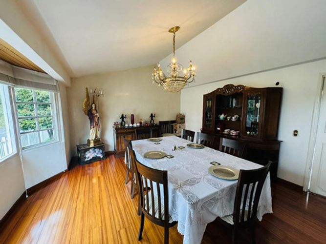 Casa de 3 alcobas en venta en La Calleja, Bogotá, 370 m² · foto 2 de 12