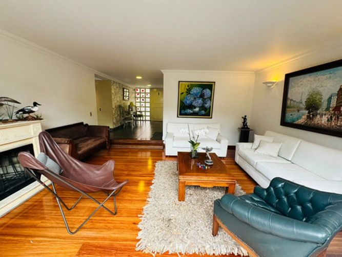 Casa de 3 alcobas en venta en La Calleja, Bogotá, 370 m² · foto 3 de 12