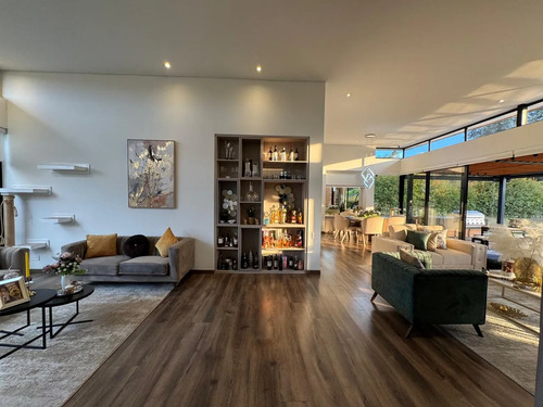 Casa en venta en Centro, La Calera · foto 2 de 12