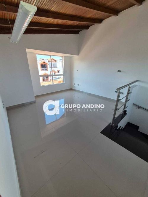 Casa de 4 alcobas en venta en Lagos Del Cacique, Bucaramanga, 184 m² · foto 5 de 21