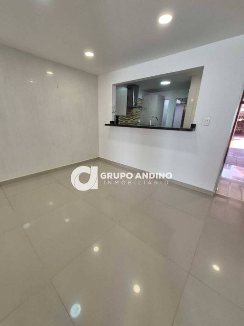 Casa de 4 alcobas en venta en Lagos Del Cacique, Bucaramanga, 184 m² · foto 10 de 21