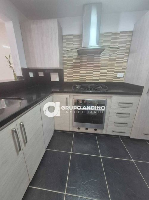 Casa de 4 alcobas en venta en Lagos Del Cacique, Bucaramanga, 184 m² · foto 16 de 21