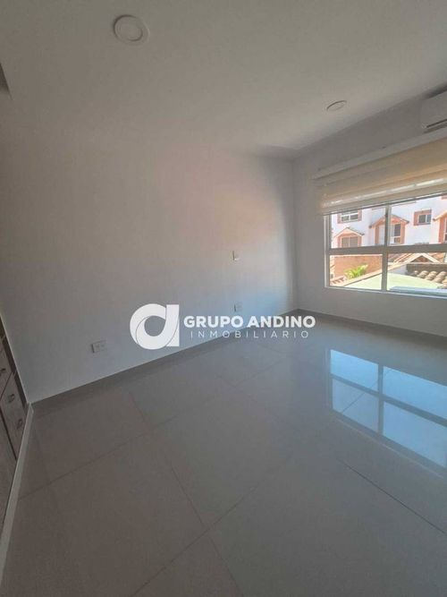 Casa de 4 alcobas en venta en Lagos Del Cacique, Bucaramanga, 184 m² · foto 19 de 21