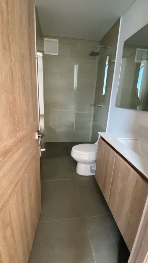 Apartaestudio en venta en Chapinero Alto, Bogotá, 57 m² · foto 2 de 10