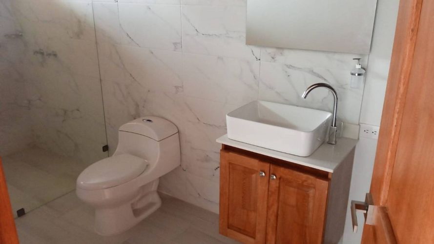 Casa de 3 alcobas en arriendo en La Mosquita, Guarne, 220 m² · foto 6 de 8