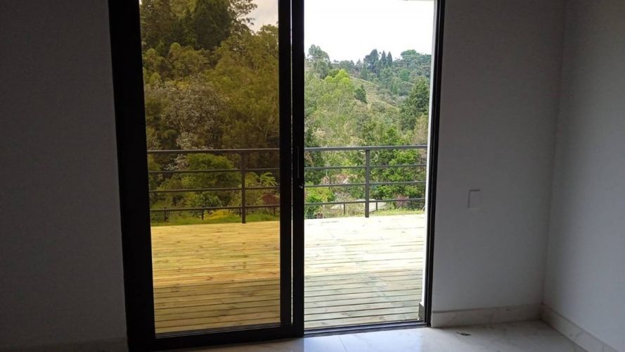 Casa de 3 alcobas en arriendo en La Mosquita, Guarne, 220 m² · foto 7 de 8