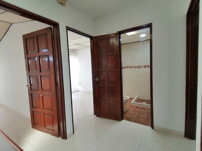Casa en venta en Ciudad Los Alamos, Cali · foto 18 de 24