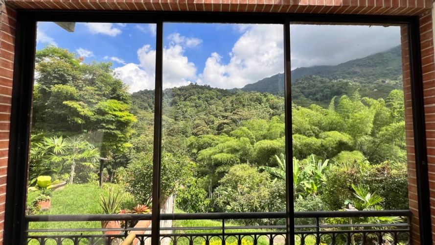 Casa de 3 alcobas en venta en Belen, Ibagué, 260 m² · foto 11 de 24