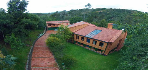 Casa en venta en El Hato, La Calera · foto 2 de 12