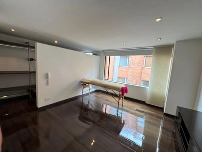 Apartamento de 2 alcobas en venta en Chapinero, Bogotá, 128 m² · foto 3 de 12