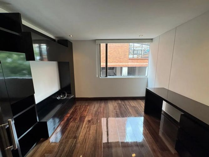 Apartamento de 2 alcobas en venta en Chapinero, Bogotá, 128 m² · foto 4 de 12
