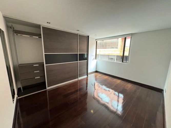Apartamento de 2 alcobas en venta en Chapinero, Bogotá, 128 m² · foto 5 de 12
