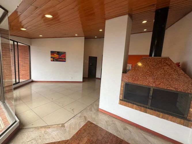 Apartamento de 2 alcobas en venta en Chapinero, Bogotá, 128 m² · foto 10 de 12