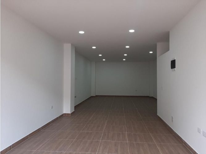 Local en venta en Los Naranjos, Itagüí, 49 m² · foto 12 de 12