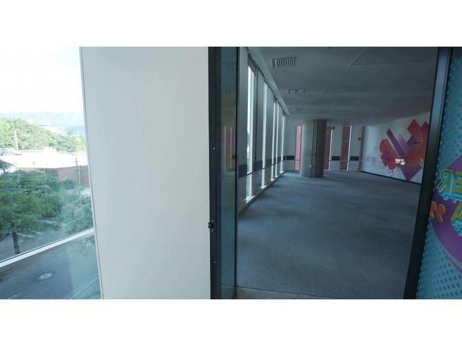 Oficina en arriendo en Sevilla, Medellín, 1497 m² · foto 4 de 20
