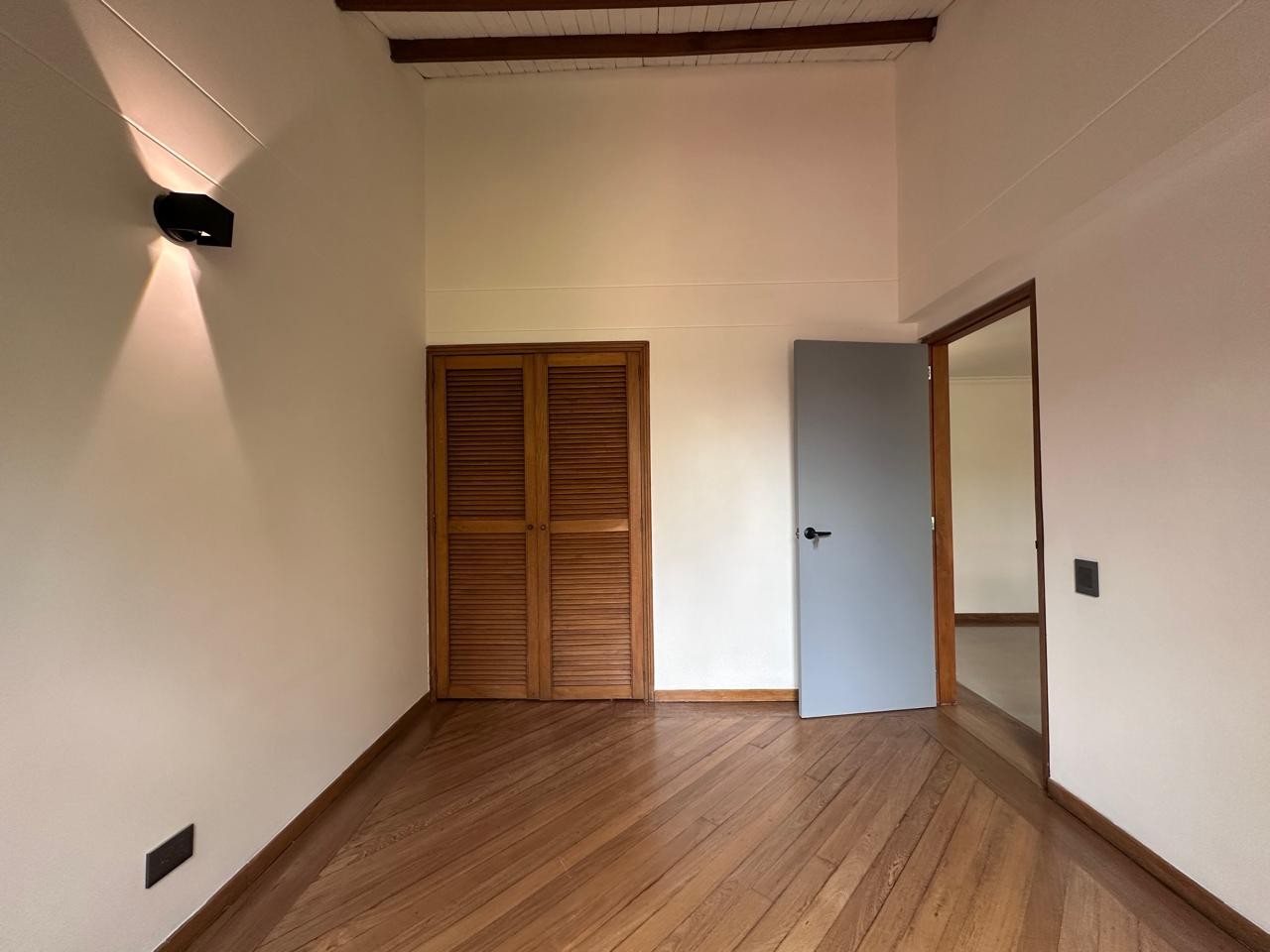 Casa en arriendo en El Poblado, Medellín · foto 10 de 20