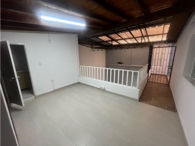 Local en arriendo en San Marcos, Envigado, 320 m² · foto 2 de 24