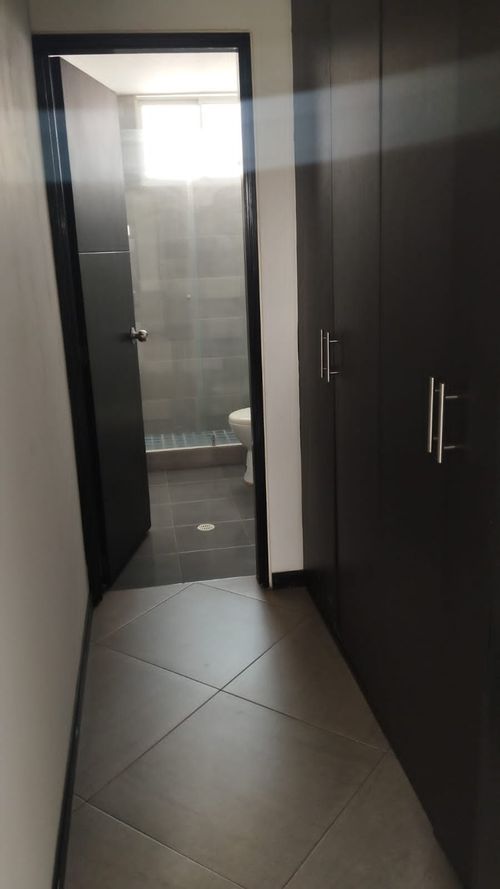Apartamento de 3 alcobas en venta en Santa Anita, Cali, 110 m² · foto 12 de 13