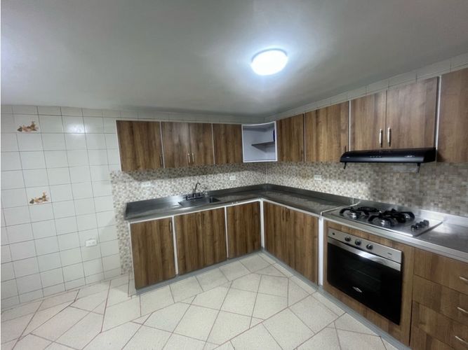 Local en arriendo en San Marcos, Envigado, 320 m² · foto 6 de 24