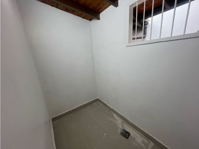 Local en arriendo en San Marcos, Envigado, 320 m² · foto 17 de 24