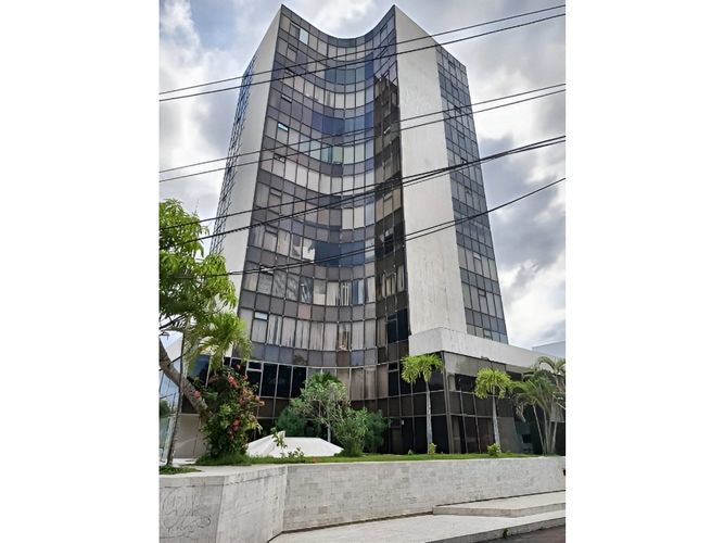 Oficina en venta en El Prado, Barranquilla, 101 m² · foto 2 de 2