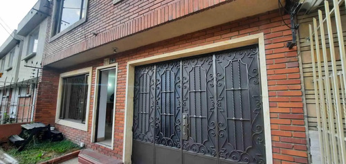 Casa en venta en Barrios Unidos, Bogotá · foto 3 de 12