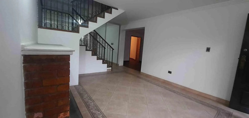Casa en venta en Barrios Unidos, Bogotá · foto 4 de 12