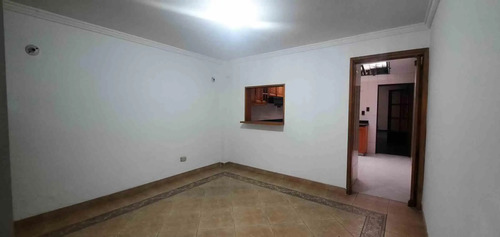 Casa en venta en Barrios Unidos, Bogotá · foto 6 de 12