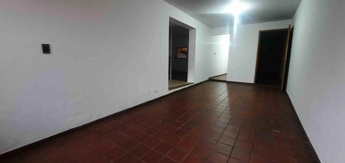 Casa en venta en Barrios Unidos, Bogotá · foto 9 de 12